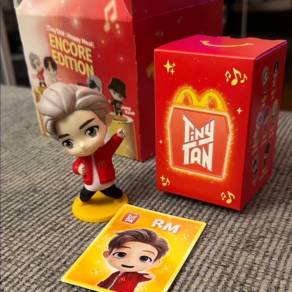 McDonald’s tiny Tan figurine RM K pop NEW encore edition bts boy figurine